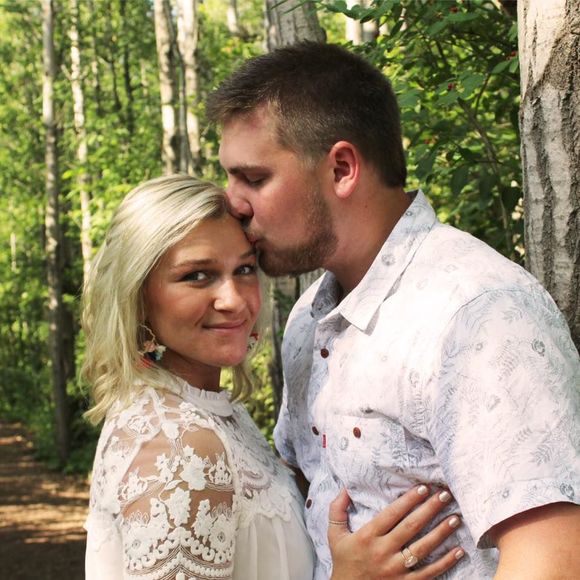 Meet your Posher, Taylor - Picture 1 of 1